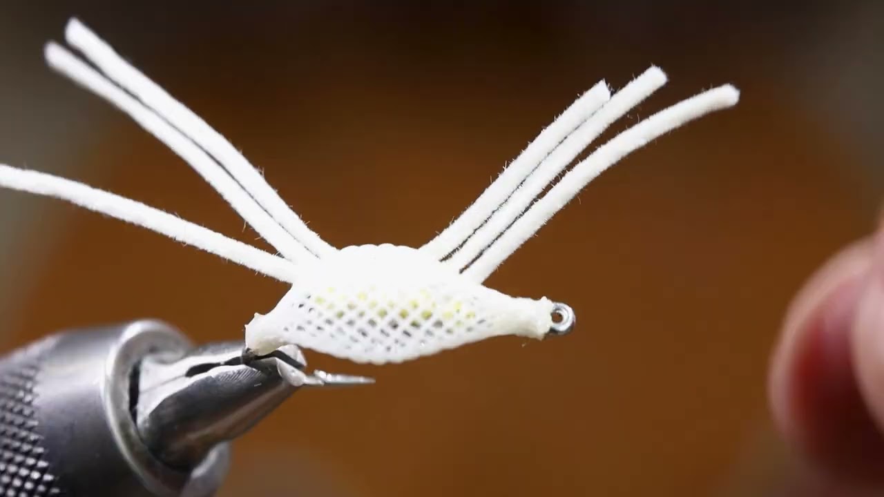 Tying a Micro Flex Crab Saltwater Fishing Fly