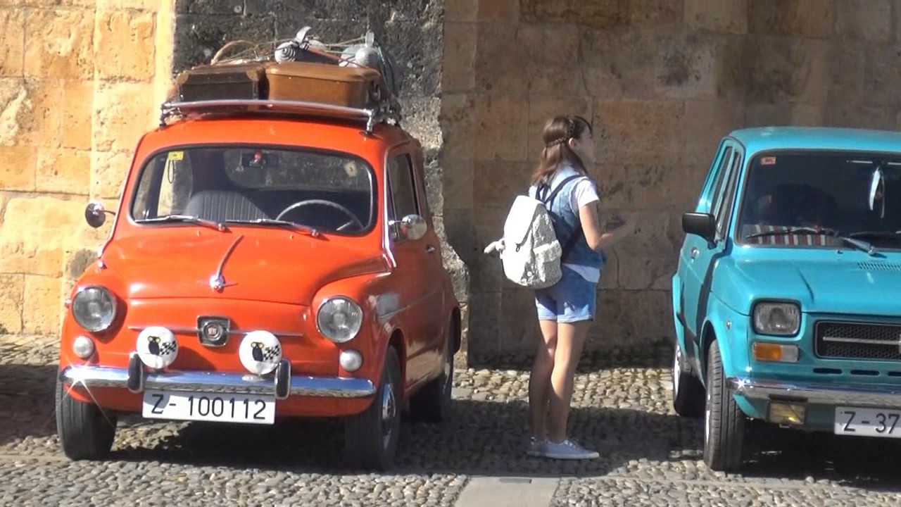 CONCENTRACCI&Oacute;N DE SEAT600 EN LA PLAZA DE LOS ABSIDES FITERO 11-03-2017.