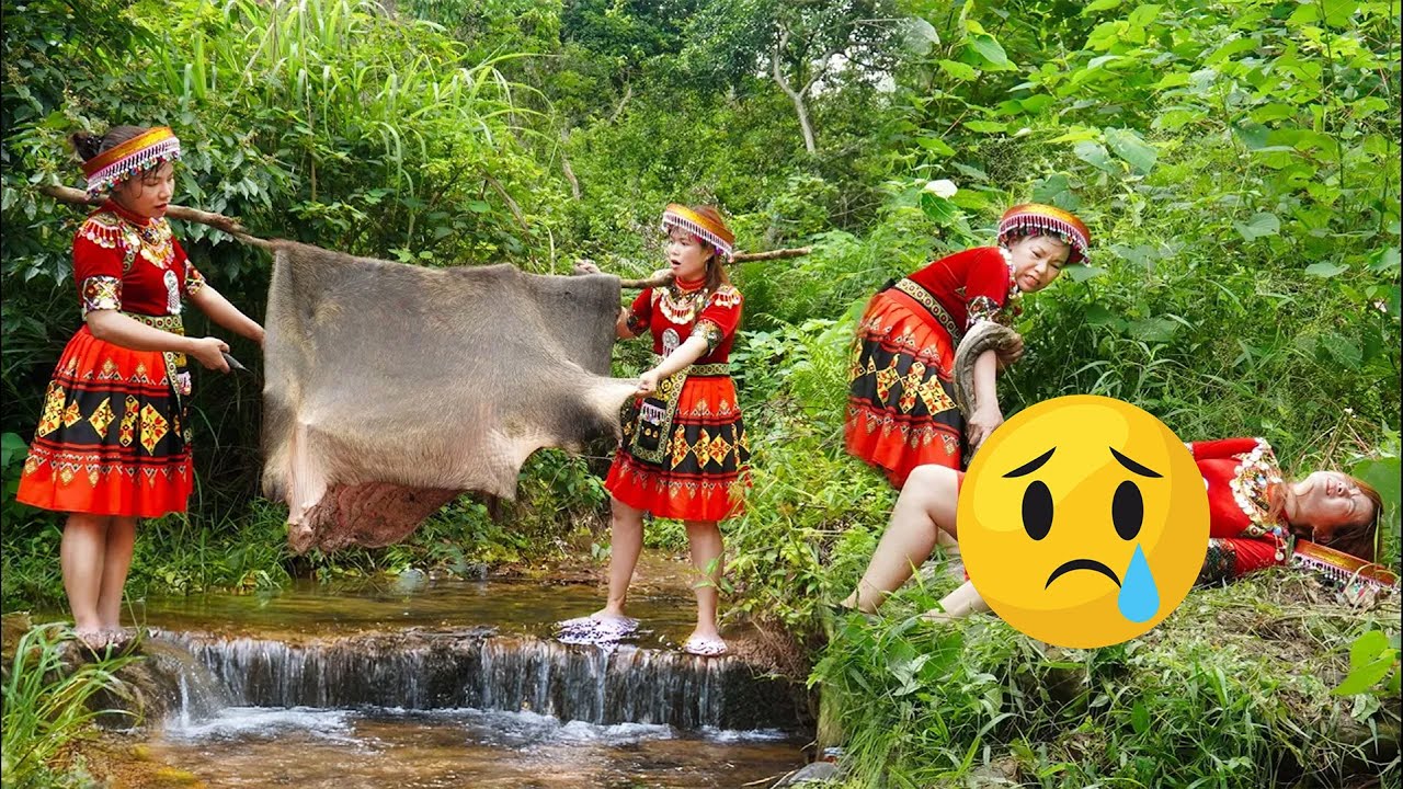 Turn Buffalo Skin into a Wild Feast: Cooking Whole Buffalo Skin & Survive Giant Python Invasion!