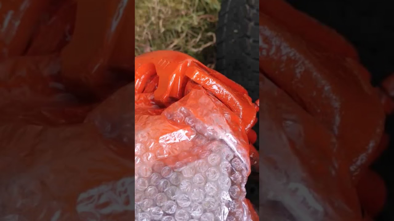 Dzisiejsza zabawa z klockami hamulcowymi prz&oacute;d oraz lekko mazniete zaciski.