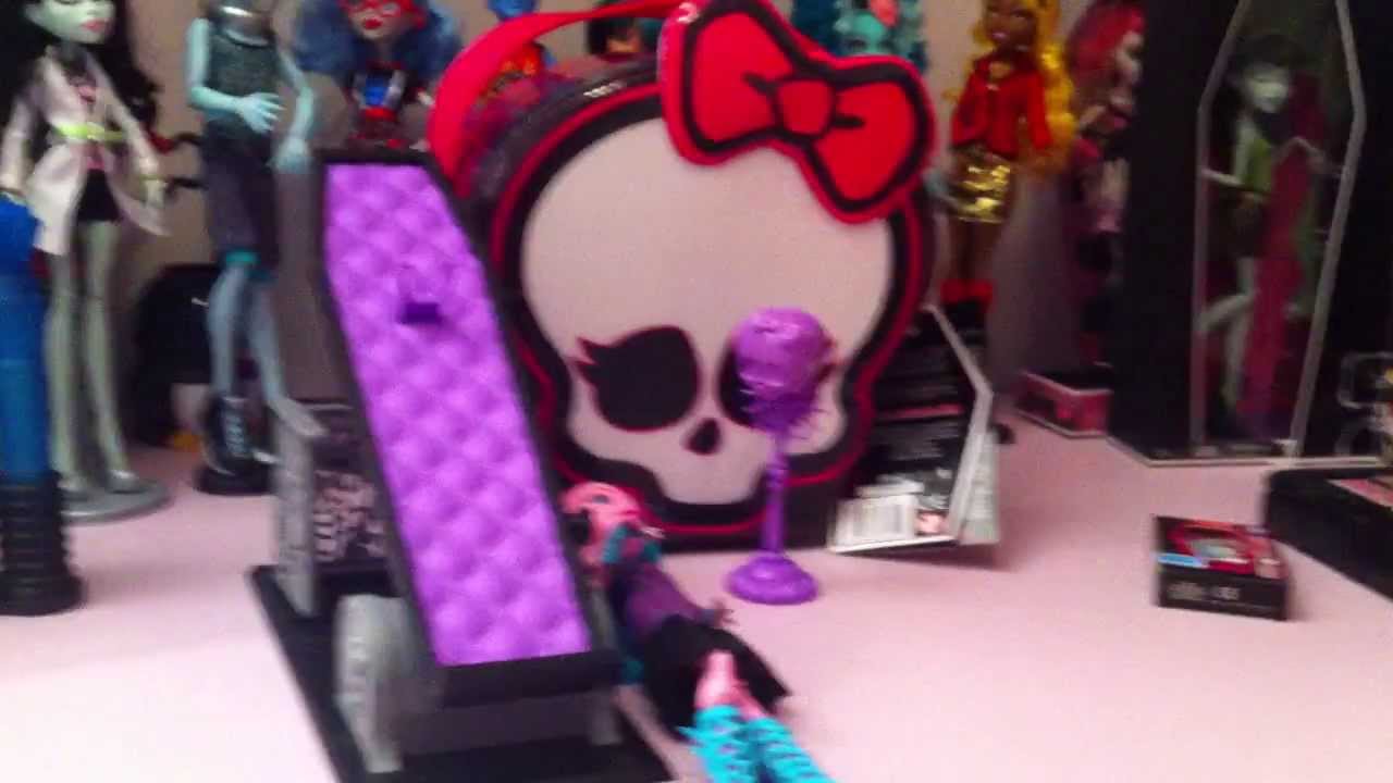 Jurnal Monster High si Color me Creepy