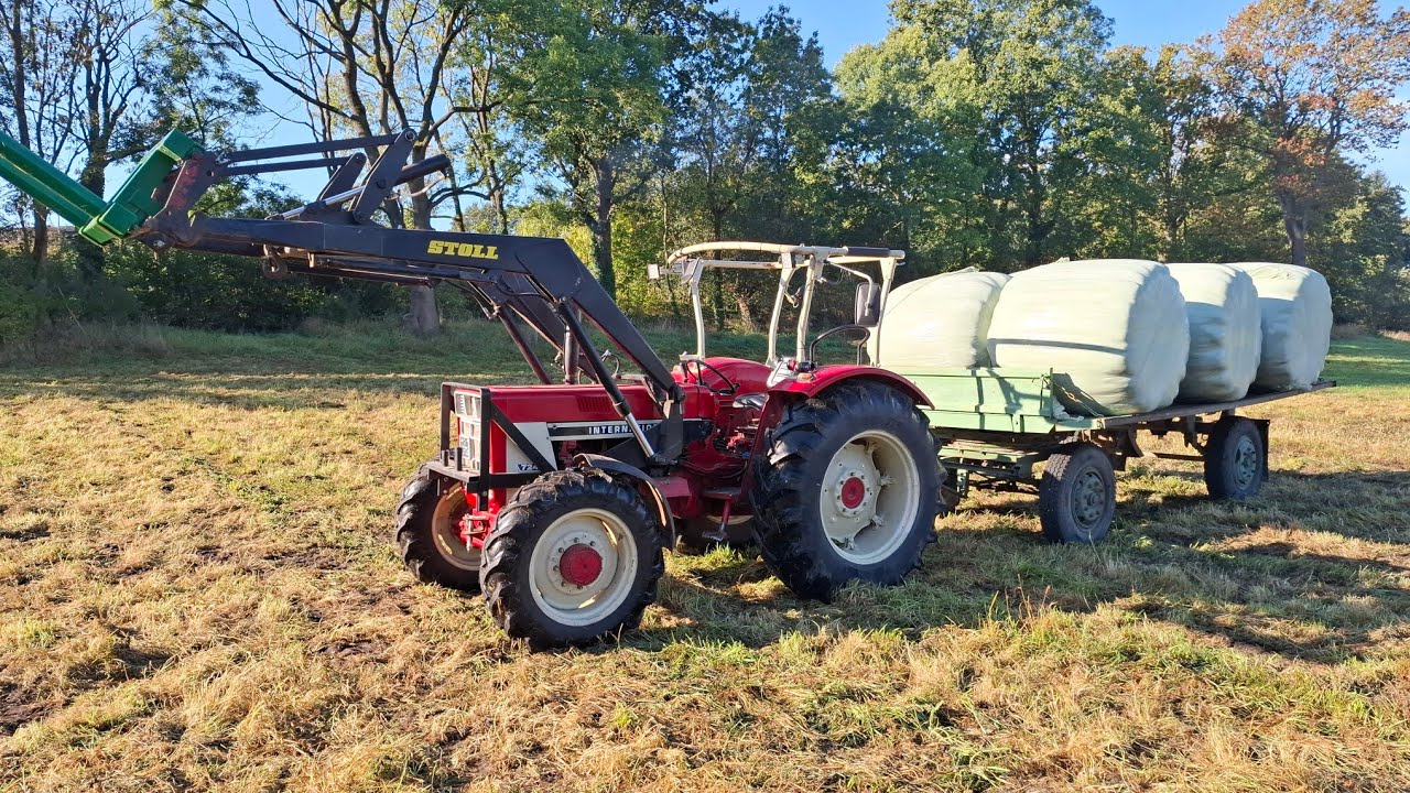 Siloballen einfahren mit IHC 724