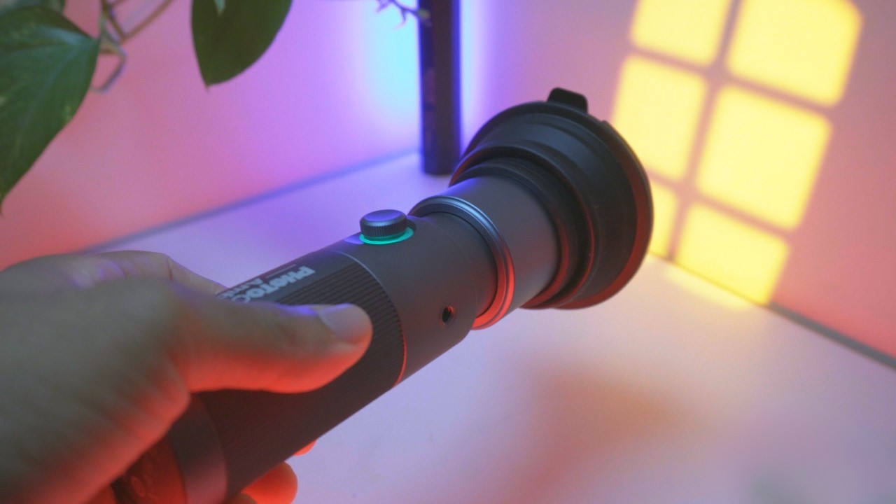 MELHOR iluminação portátil para vídeos? Photoolex Ambitful 10w