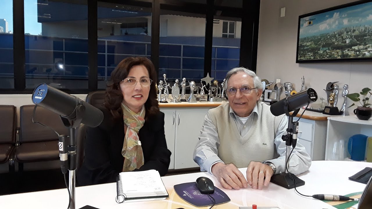 O radialista JB Faria fala sobre a sua vida, as coberturas das Copas de futebol e as eleições