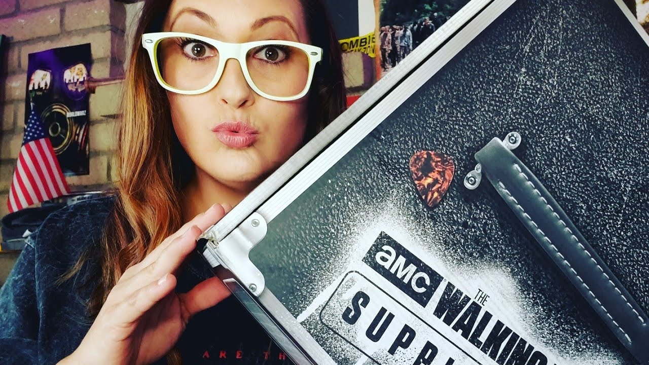 The Walking Dead Supply Drop Unboxing - Half Moon Edition Fall 2020
