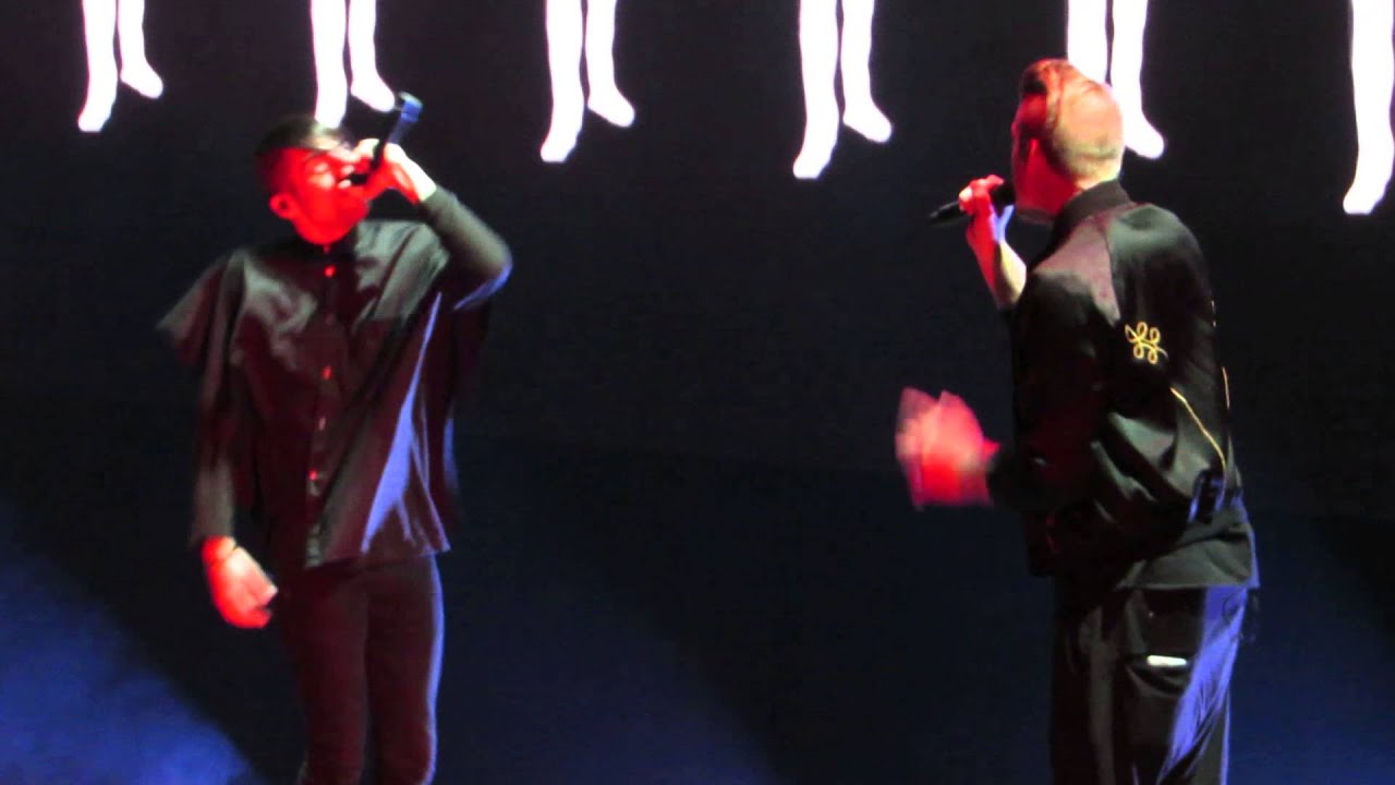 Pentatonix - Papaoutai, Singapore, The Star Vista