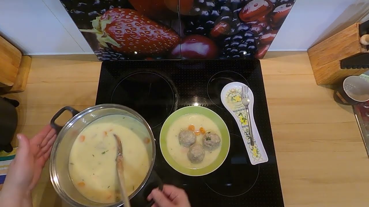 Кюфтета с бял сос / Кюфтета със сос - лесно и вкусно ястие за кюфтета  с бял сос