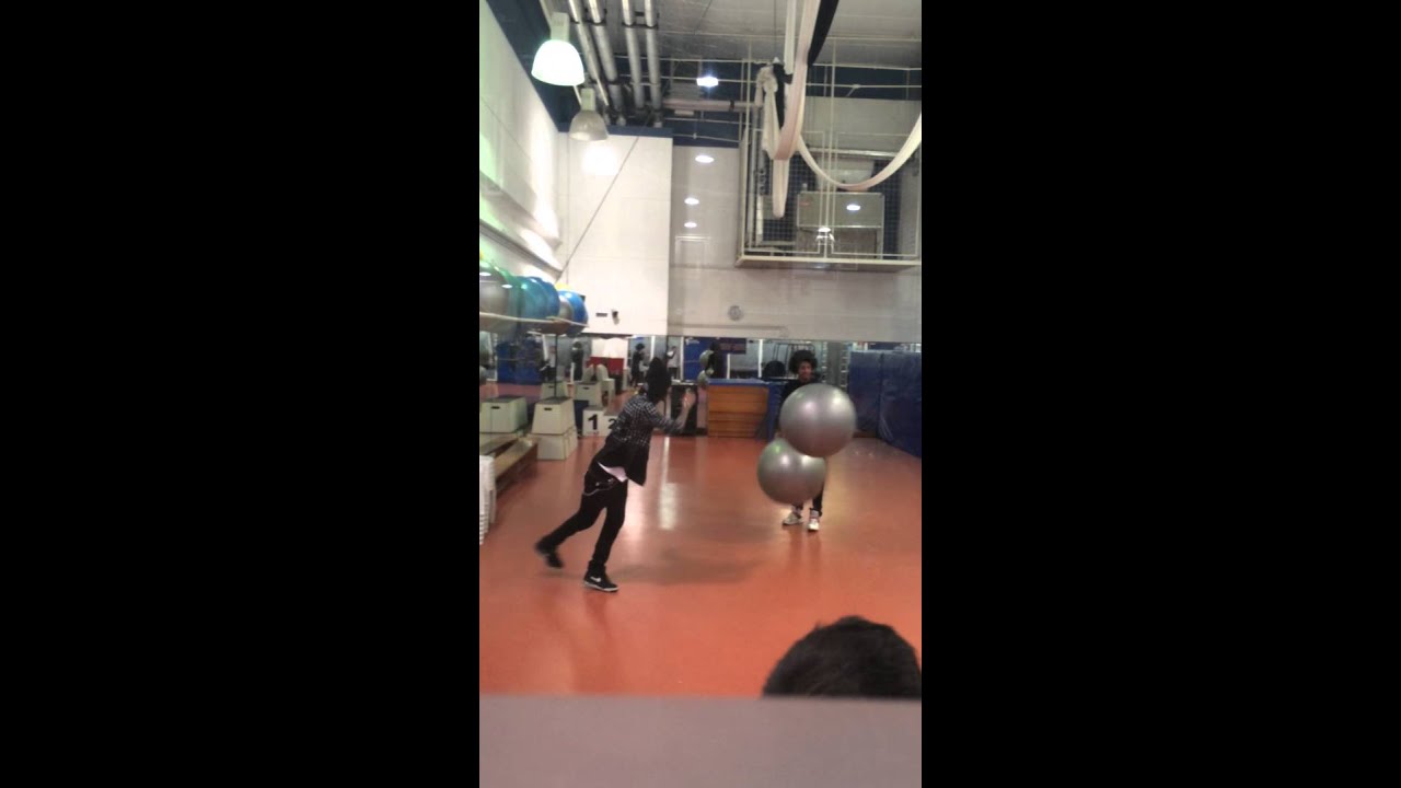 Les Twins playing after Campinas Workshop