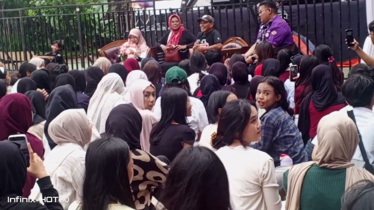 PIDi BAIQ SAKSARATA SMAN 23 BANDUNG