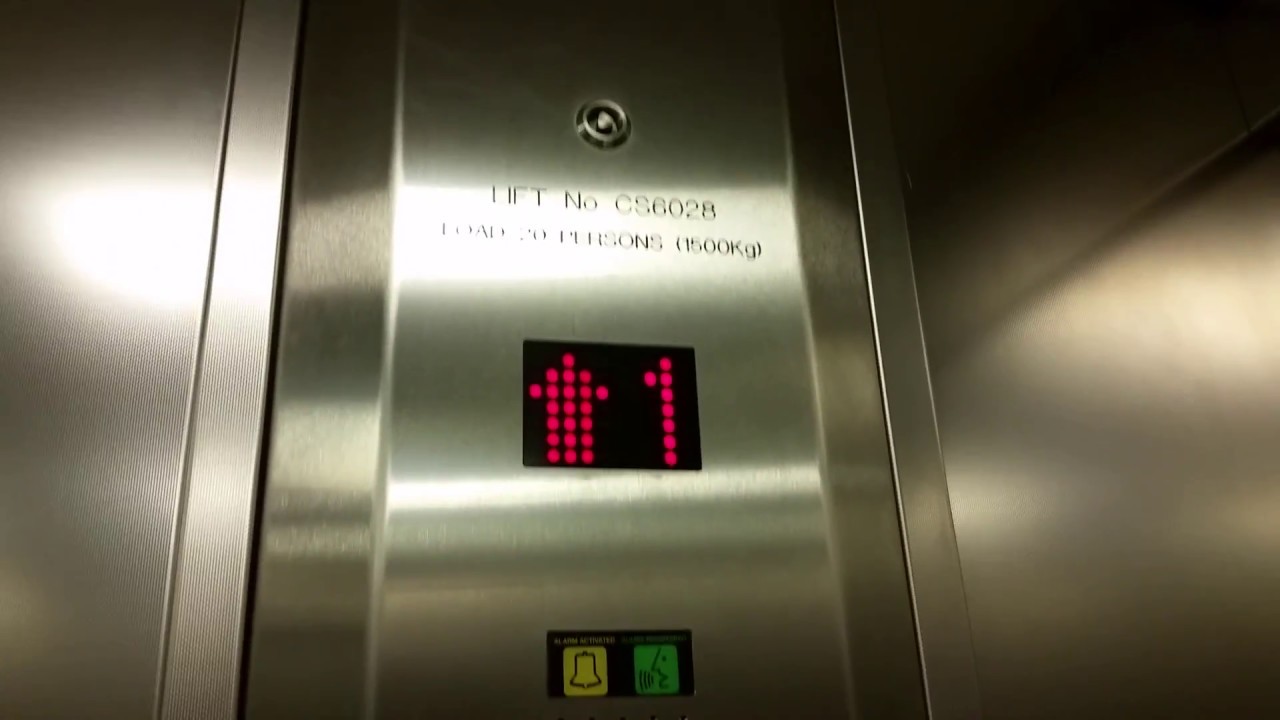 1989 Kone M (Modernised 2006 by Concept) Lifts @ Primark in Coventry