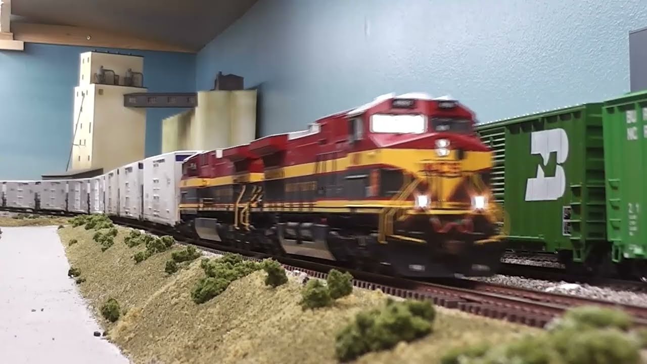 HO Scale KCS Mainline Action at Goldenspike Part 14