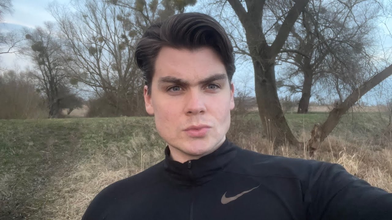 Why Women Act Weird Around Attractive Men