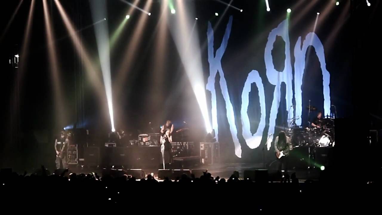 KoRn - 02 - Chi - Live in Prague 2009 HD