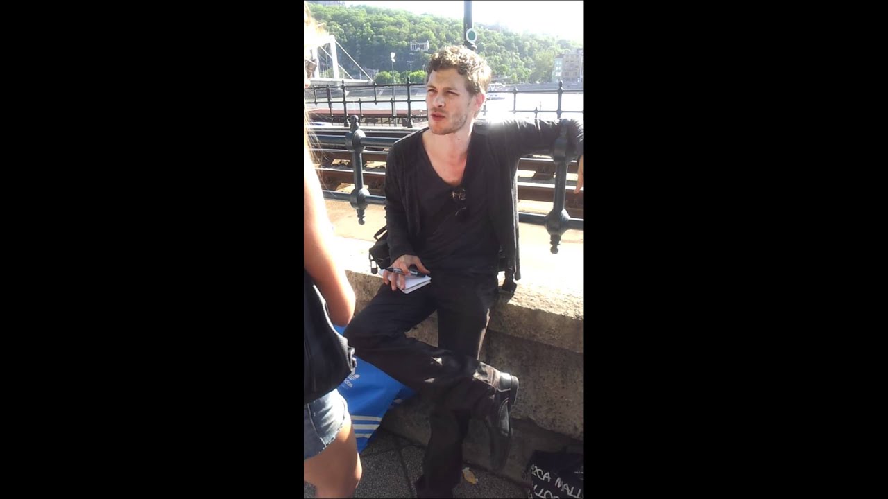 Joseph Morgan in Budapest (2012.04.29).mp4