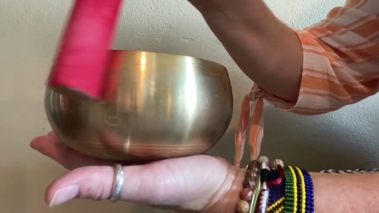 20-Minute Tibetan Singing Bowl Meditation | Hand-Played Sound Healing by Michele Renee Stone
