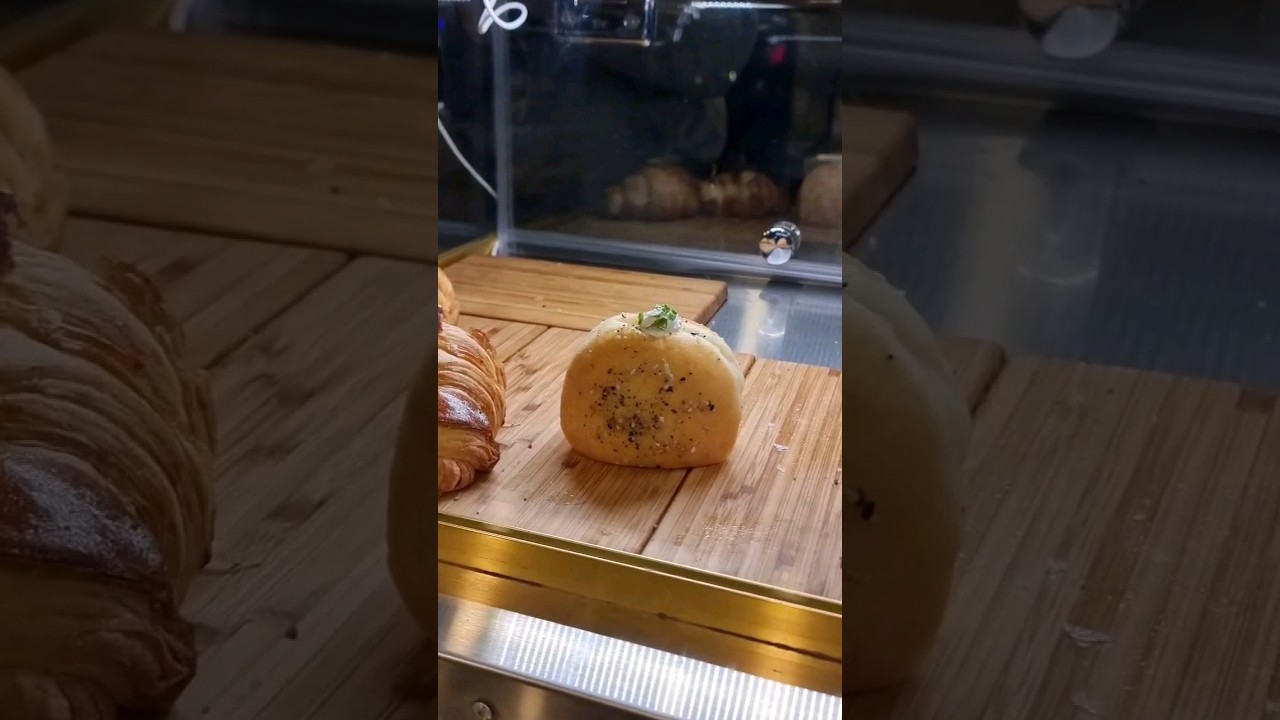 أول تجربة للدونات الحادق و أشهر حلويات في البرتغال!