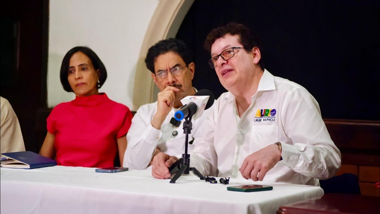 Alirio Uribe Representante