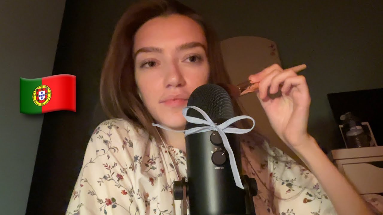 ASMR learning Portugal Português for the first time! *accidentally*🇵🇹 | Mic brushing + Soft whispers