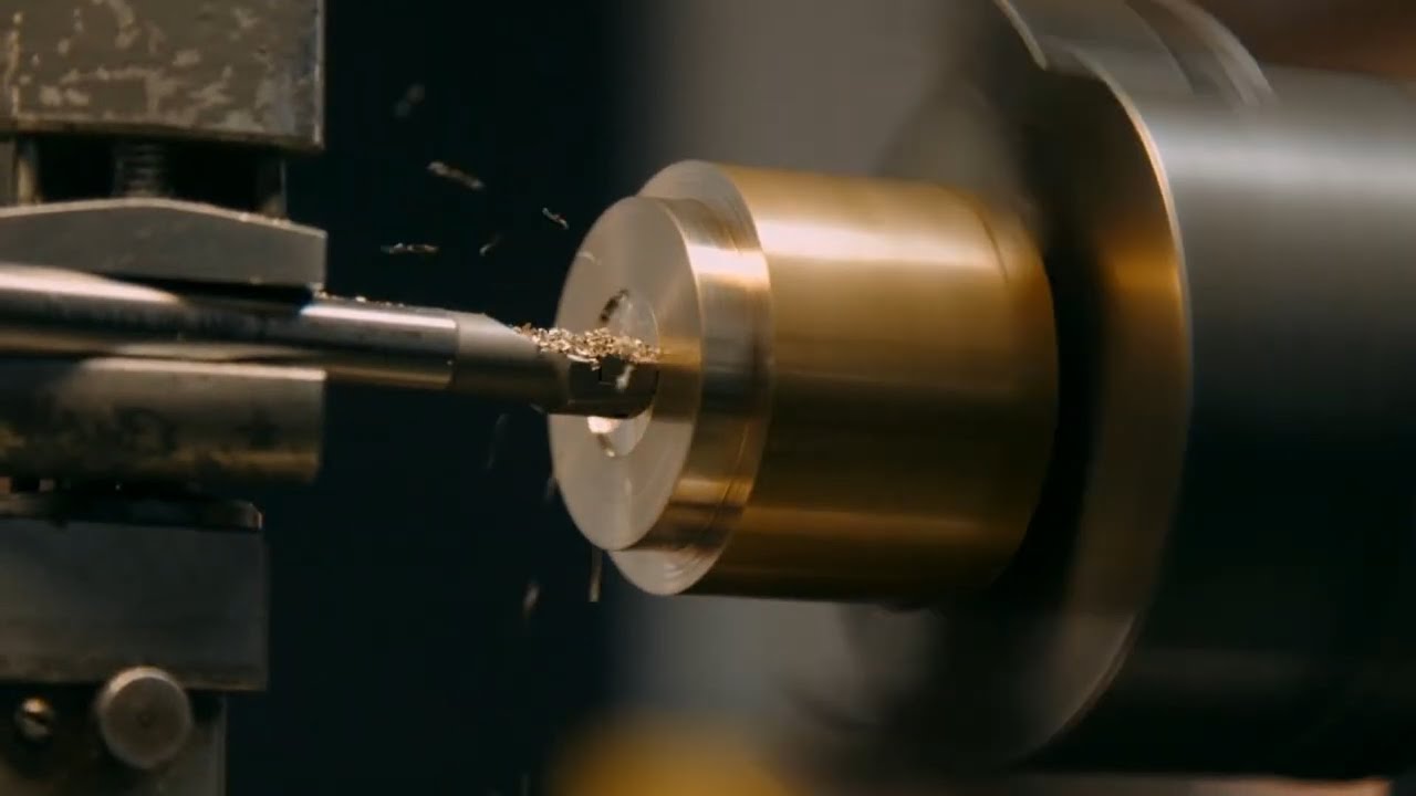 L'usine Vanker - Usinage des cadres et objectifs