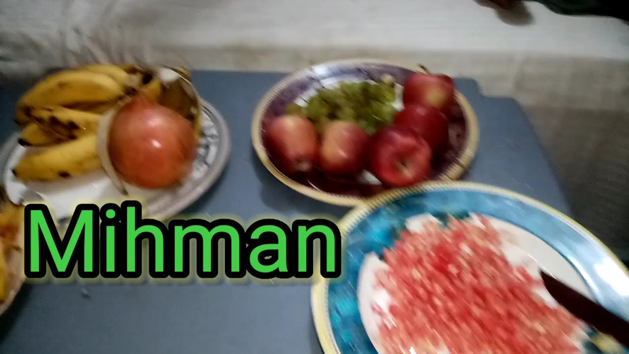 Behin Aaye hy gawon sy un ki pasand ka kana %mom in charsadda pashto daily vlog %😋😋