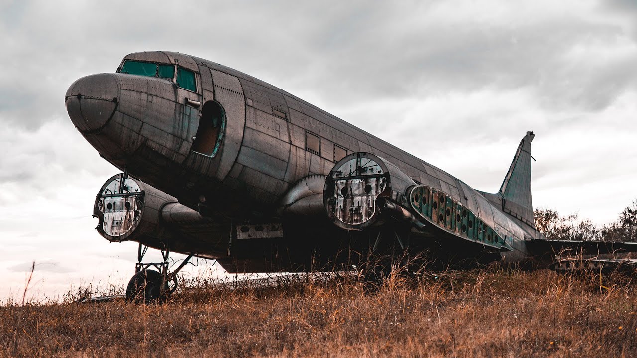 Slikali smo se na raspadnutom avionu