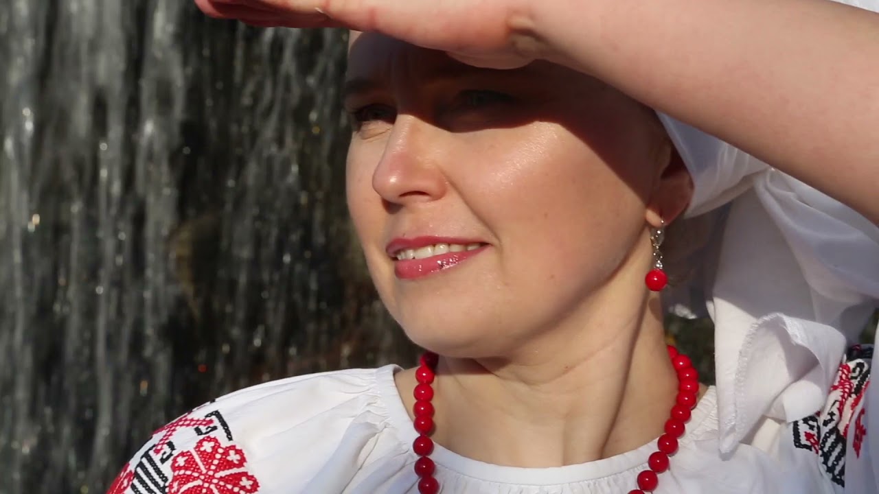 Клип на белорусскую народную песню Цячэ вада ў ярок (жэставая песня)