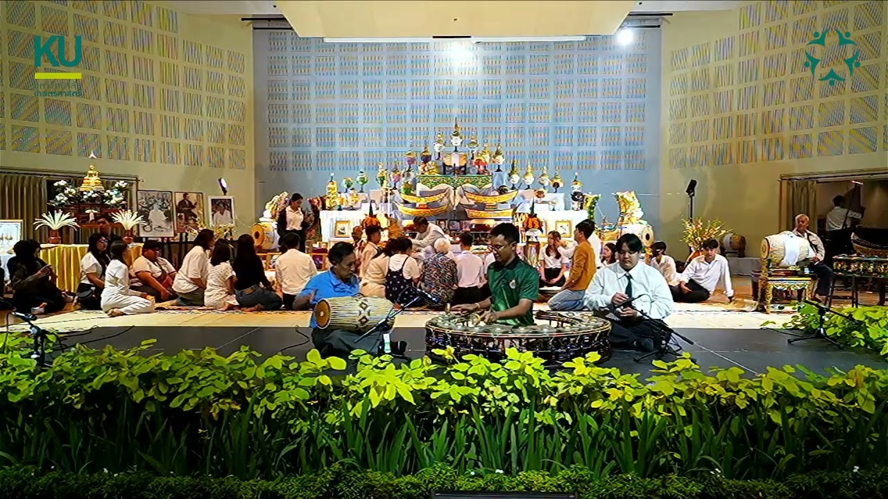 เฟอร์รี่อนุรักษ์ความเป็นไทย สารถี สามชั้น