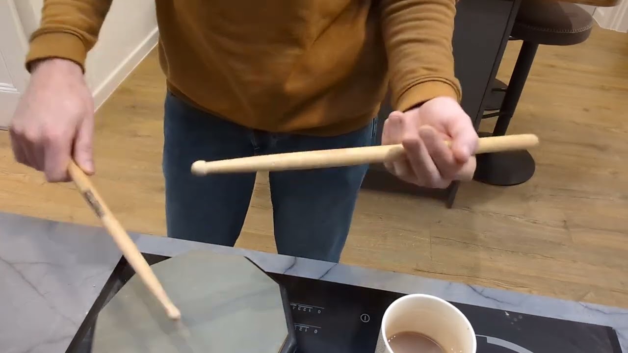 Caixa in the kitchen pt4 - cross-rhythm exercise
