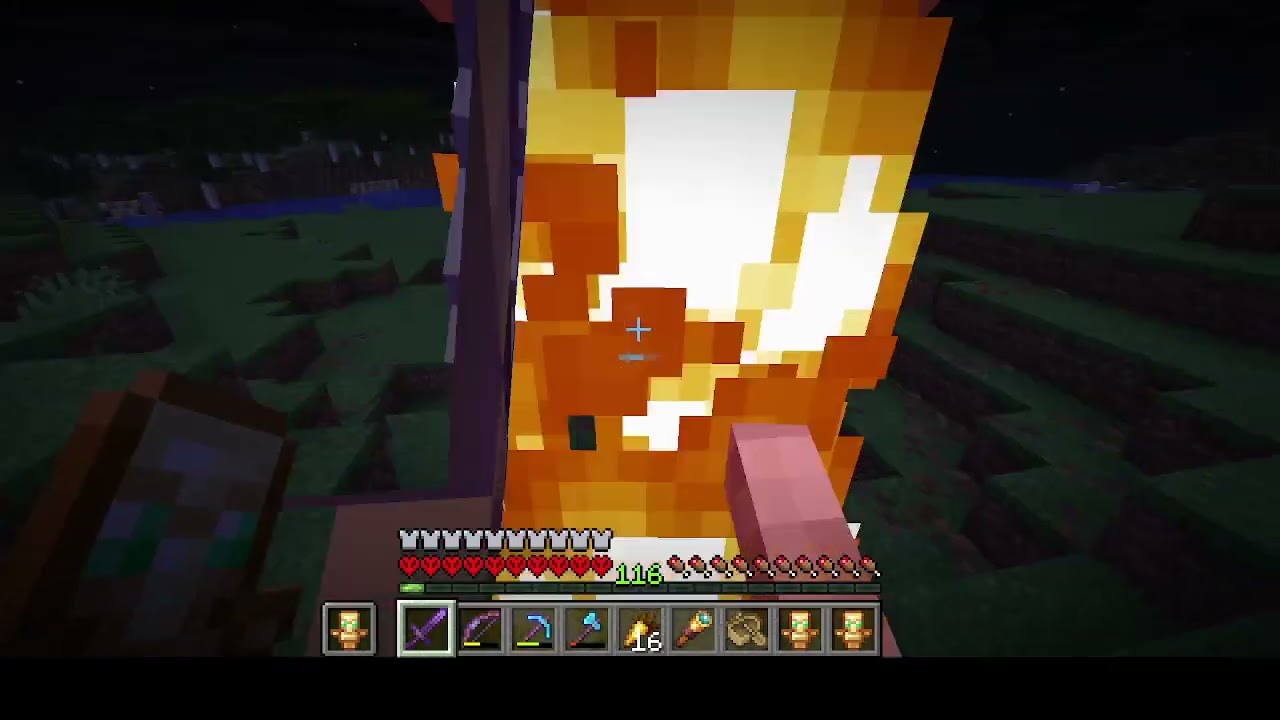 Minecraft Hardcore 1.21.11 Gameplay Link tests a Totem of Undying on a zombie