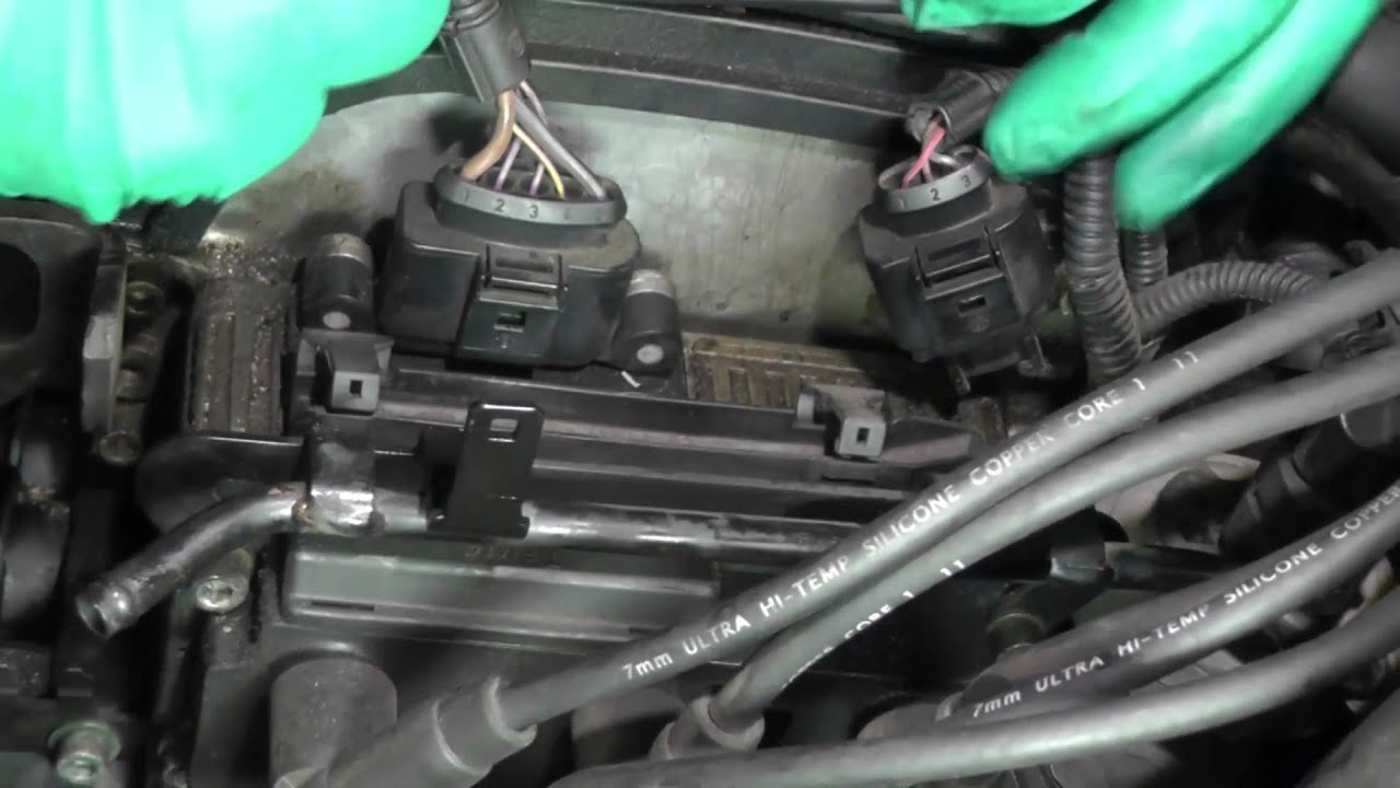 Volkswagen Jetta VR6, Thermostat Housing Removal - Part 1