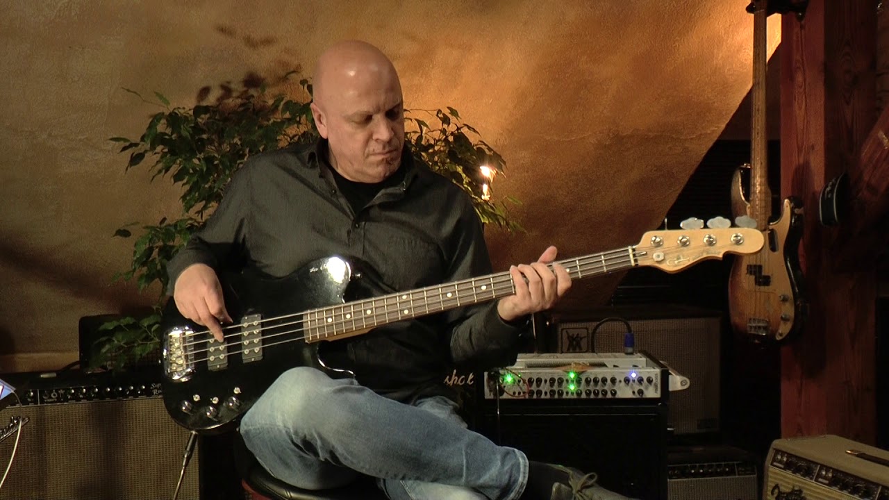 G&L Asat Bass from 1990 presented by Vintage Guitar Oldenburg and Detlef Blanke