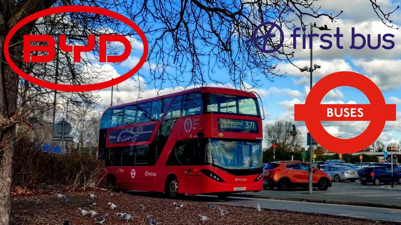 First Bus London: 371 from Richmond to Kingston Via Norbiton & Richmond Hill ( BYD D8UR-DD 10.9m