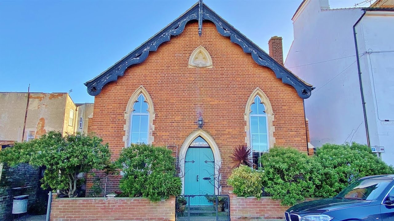 UNIQUE CONVERTED CHAPEL IN WALTON-ON-THE-NAZE
