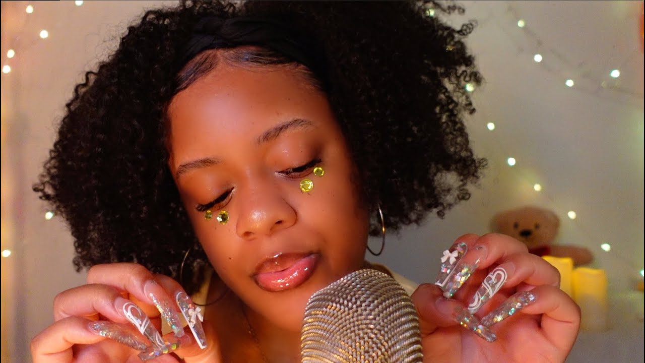 ASMR ✨Mouth Sounds, Nail Tapping & Mic Scratching 💛🌼 (THE BEST TINGLES)