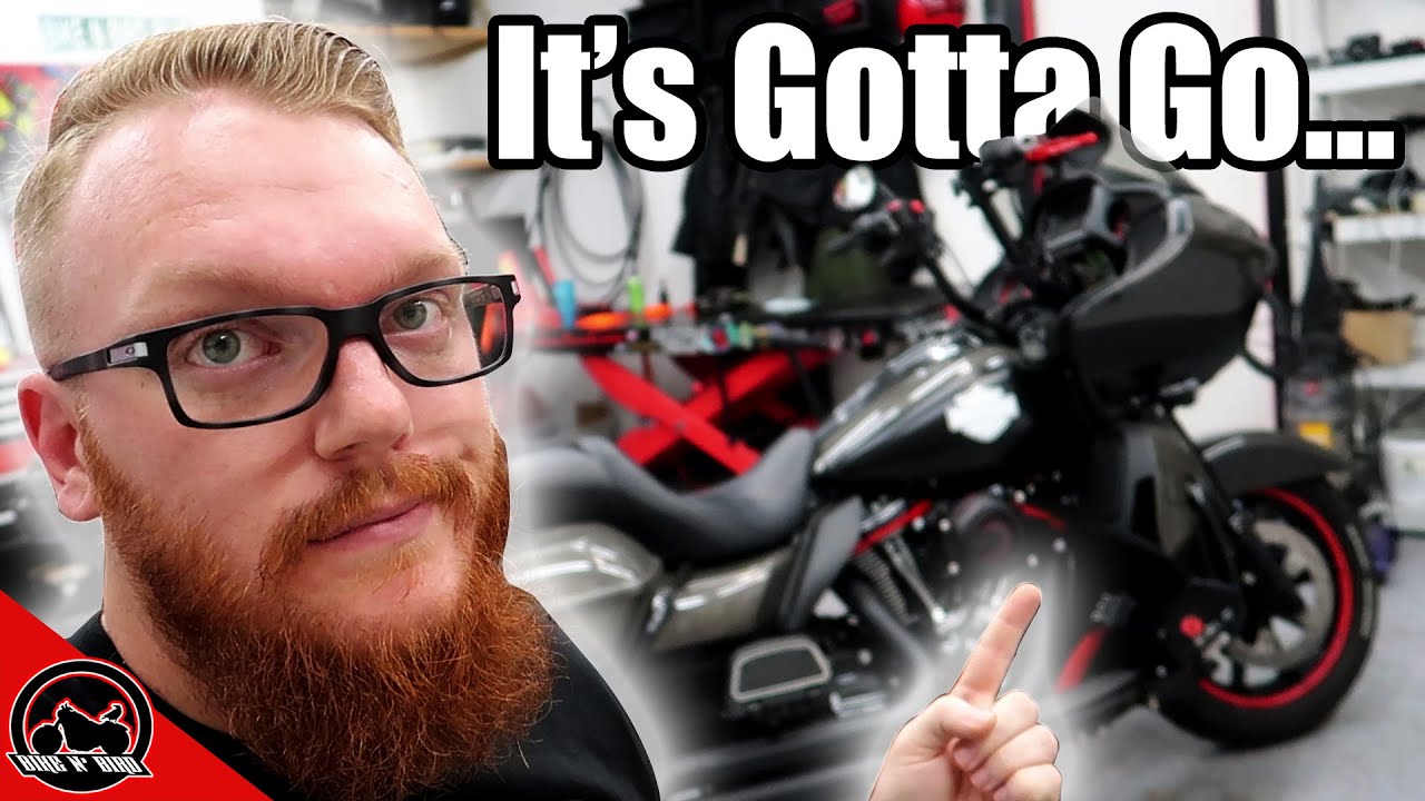 Changing The Tank Decal...