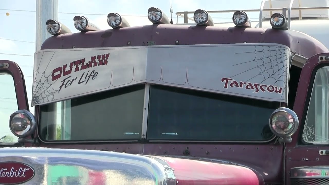 Fast Eddie's Peterbilt 359 -- Now Owned By Mark Tarascou As An RV Toter -- Truckin' For Kids 2022