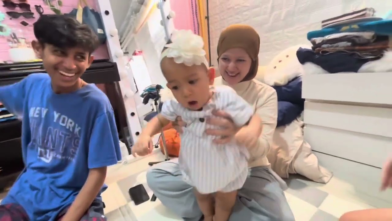 Ulang tahun Ays Vs Vhiendy 