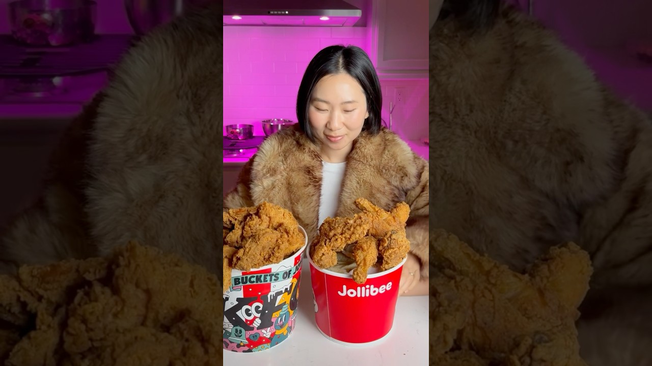 JOLLIBEE vs KFC
