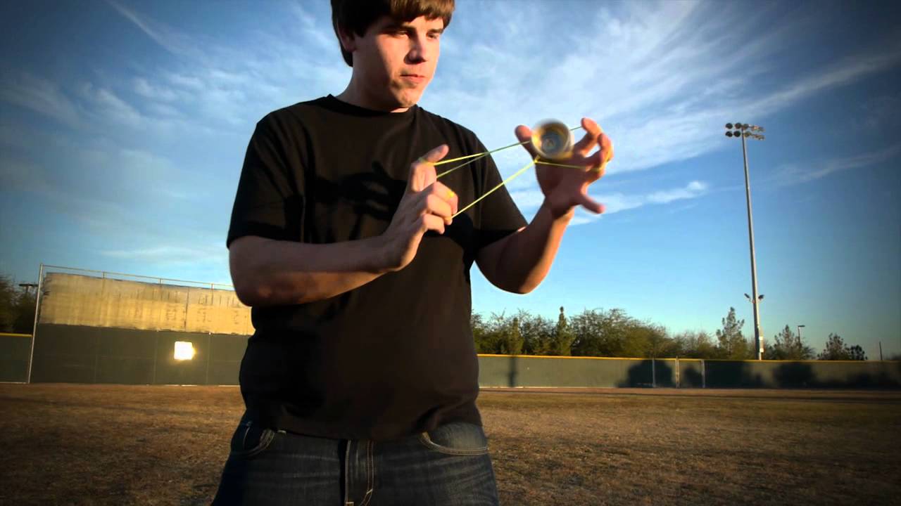 YoYoFactory Presents: Augie Fash (December 2011)