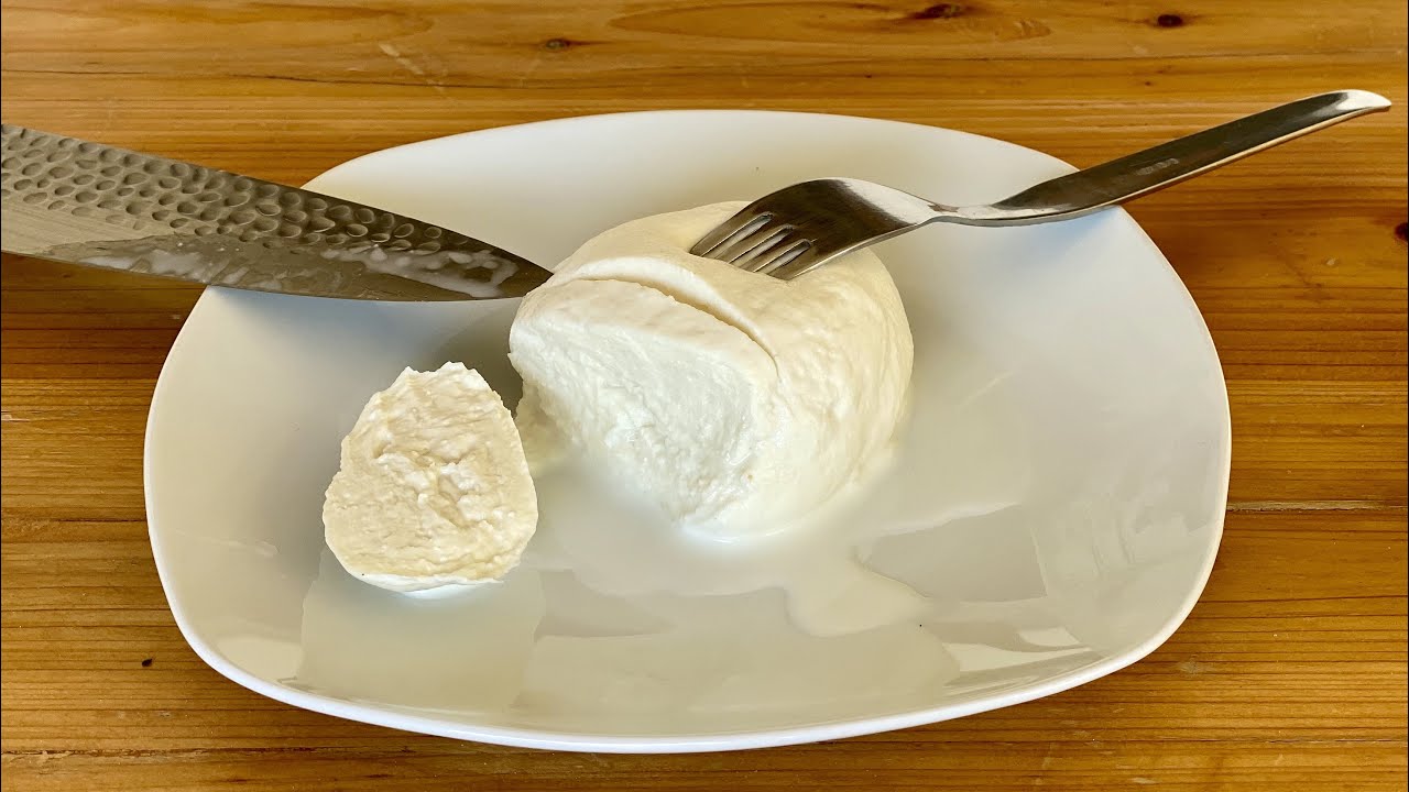 MOZZARELLA fatta in casa senza acido citrico + Confronto tra Latte del Banco Frigo e del Contadino