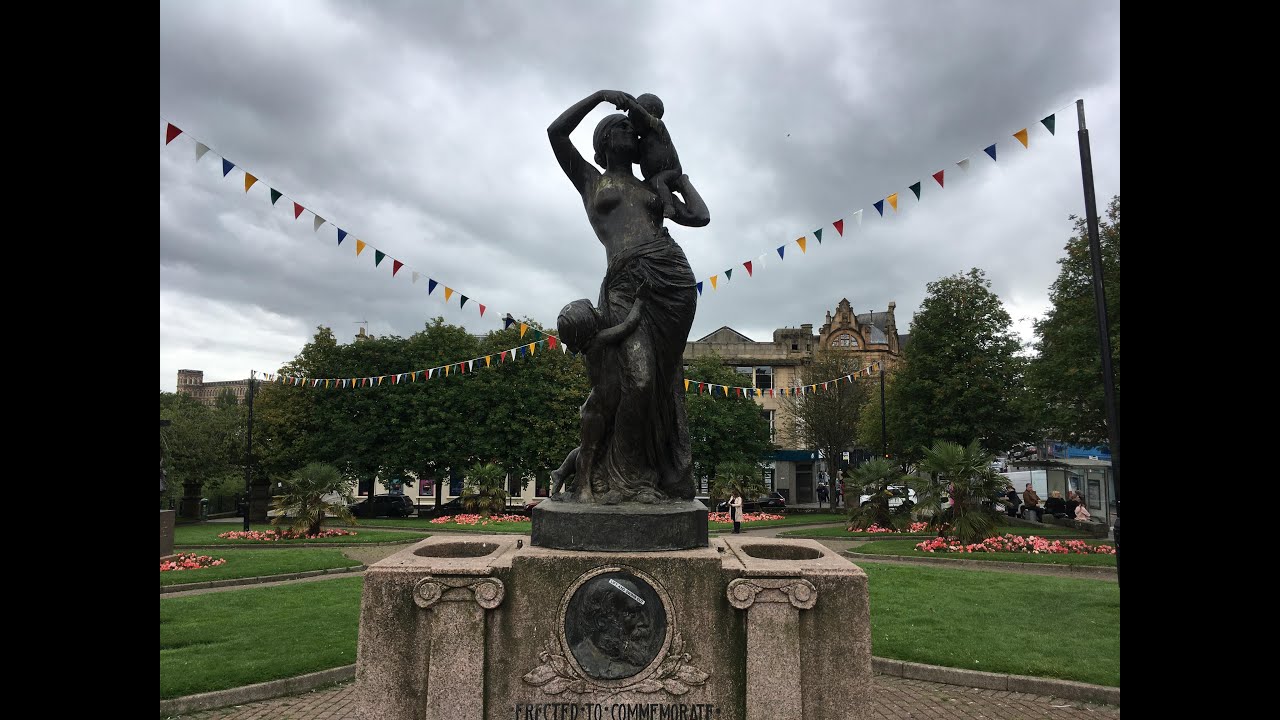 Extended top sights to see in Paisley, Renfrewshire, Scotland