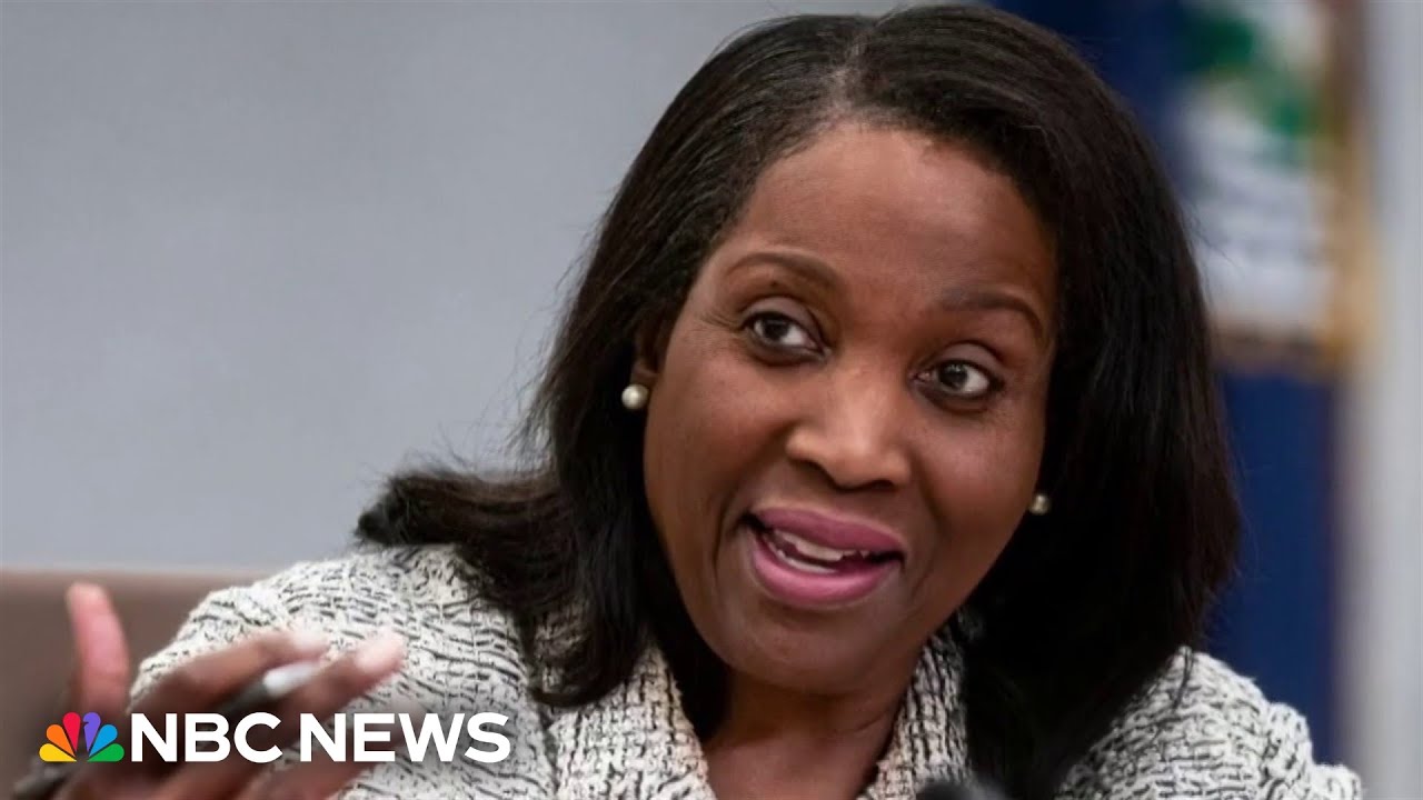 DOJ takes new steps to investigate Fed governor Lisa Cook, accused of mortgage fraud
