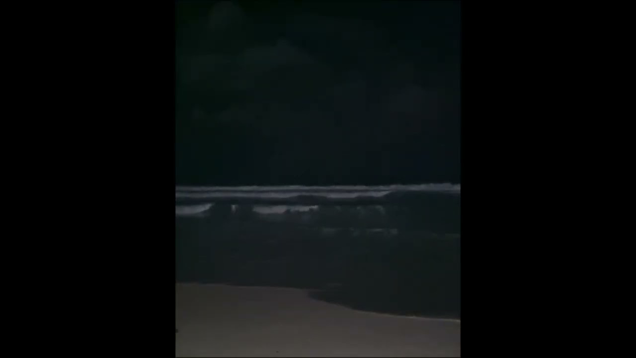 ASMR CASERO Paseo nocturno en la playa 