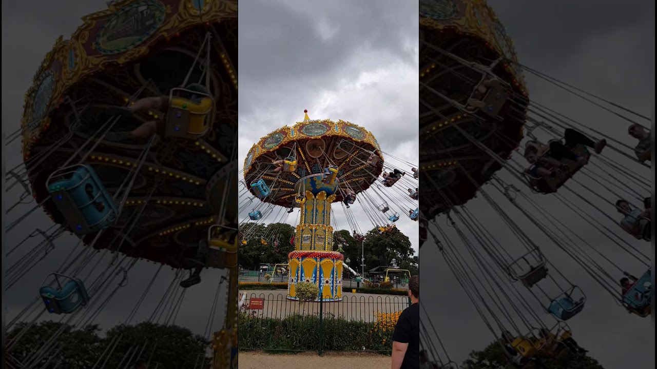 Wicksteed Park Naomi and Maya