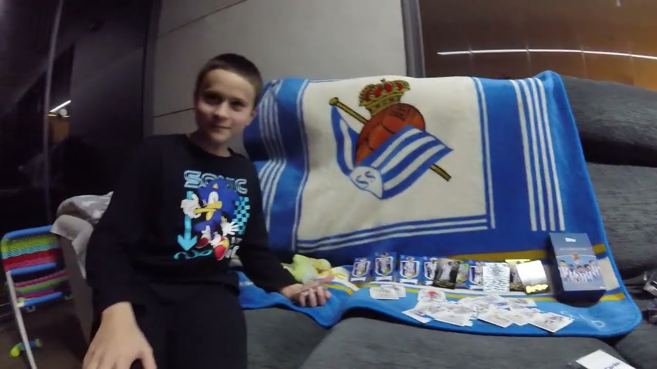 UNBOXING cromos TOPPS Real Sociedad caja con autógrafo... o no...