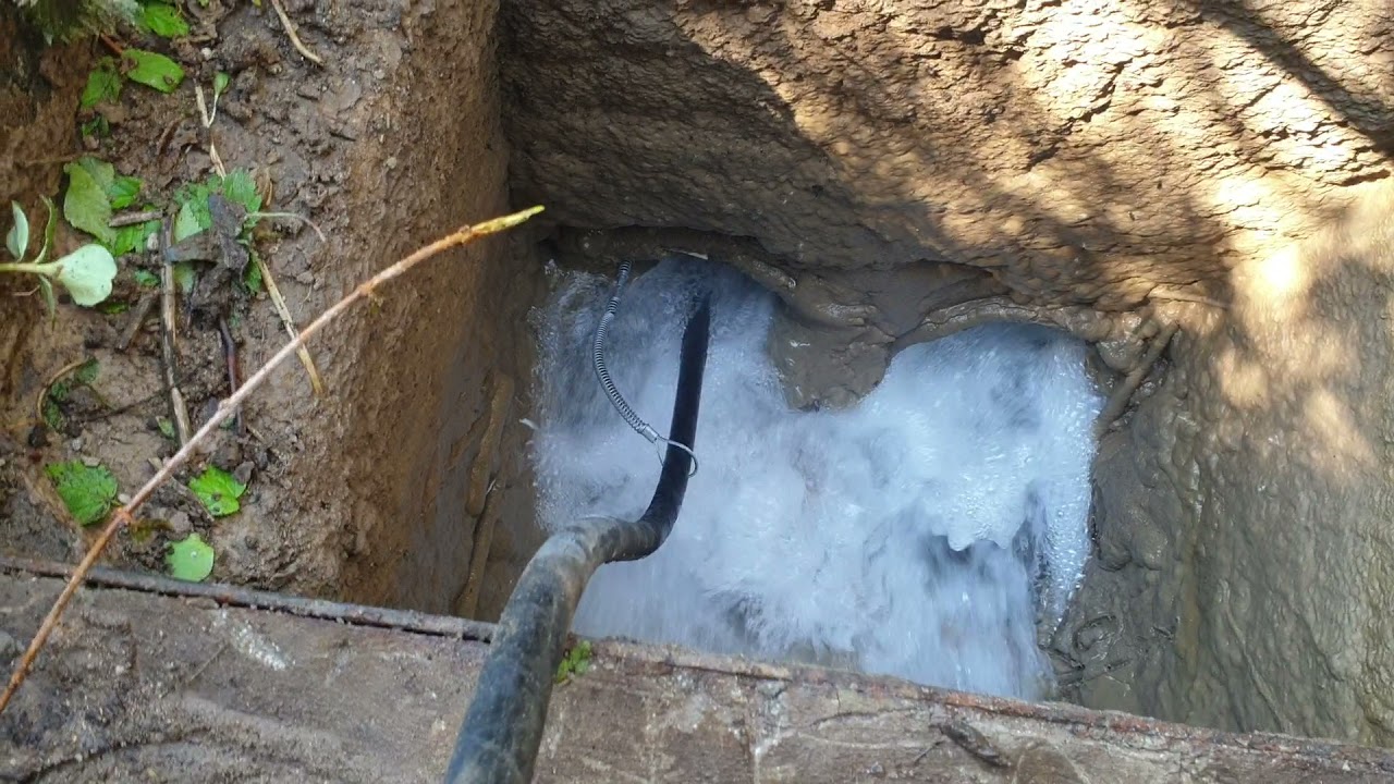 Ultra high pressure jetting of culvert.