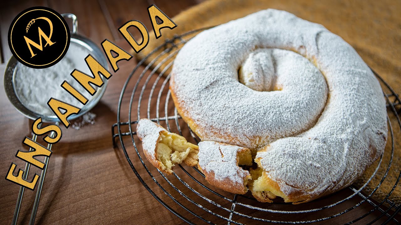 Ensaimada de Mallorca - mallorquinische Hefeteigschnecke