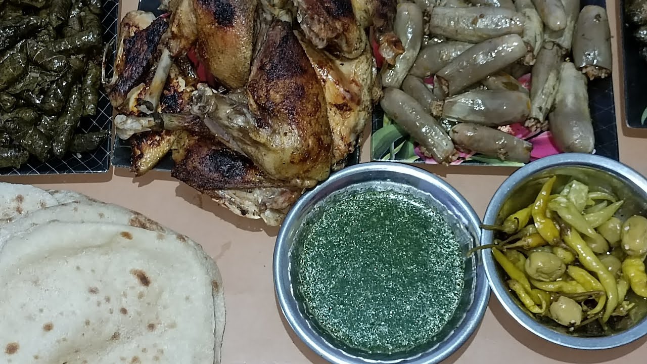 غداء اليوم بط وورق عنب وبتنجان وملوخية