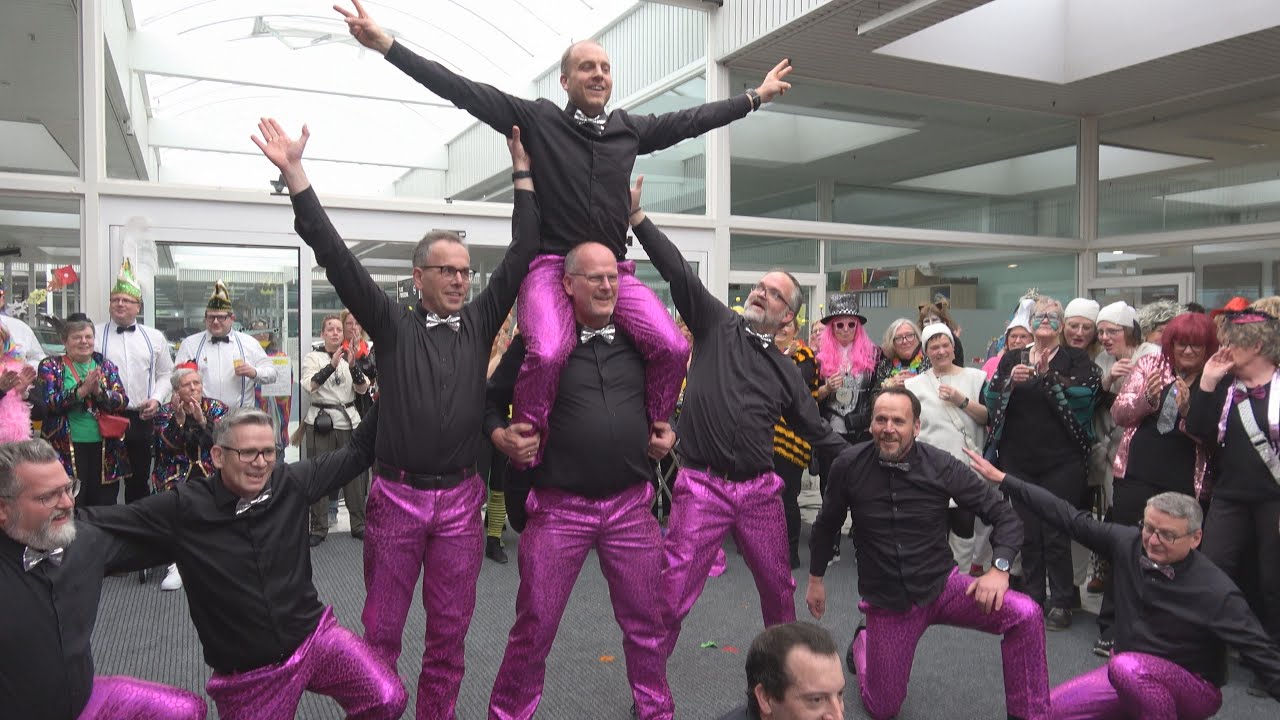 Weiberfastnacht 2025 in Emsdetten Teil 1