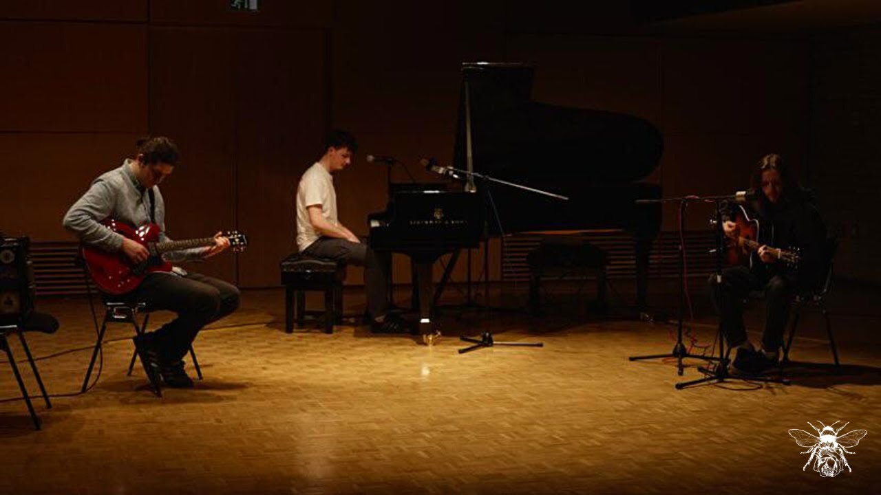 Rosellas - Switch Off (Live Acoustic Session)